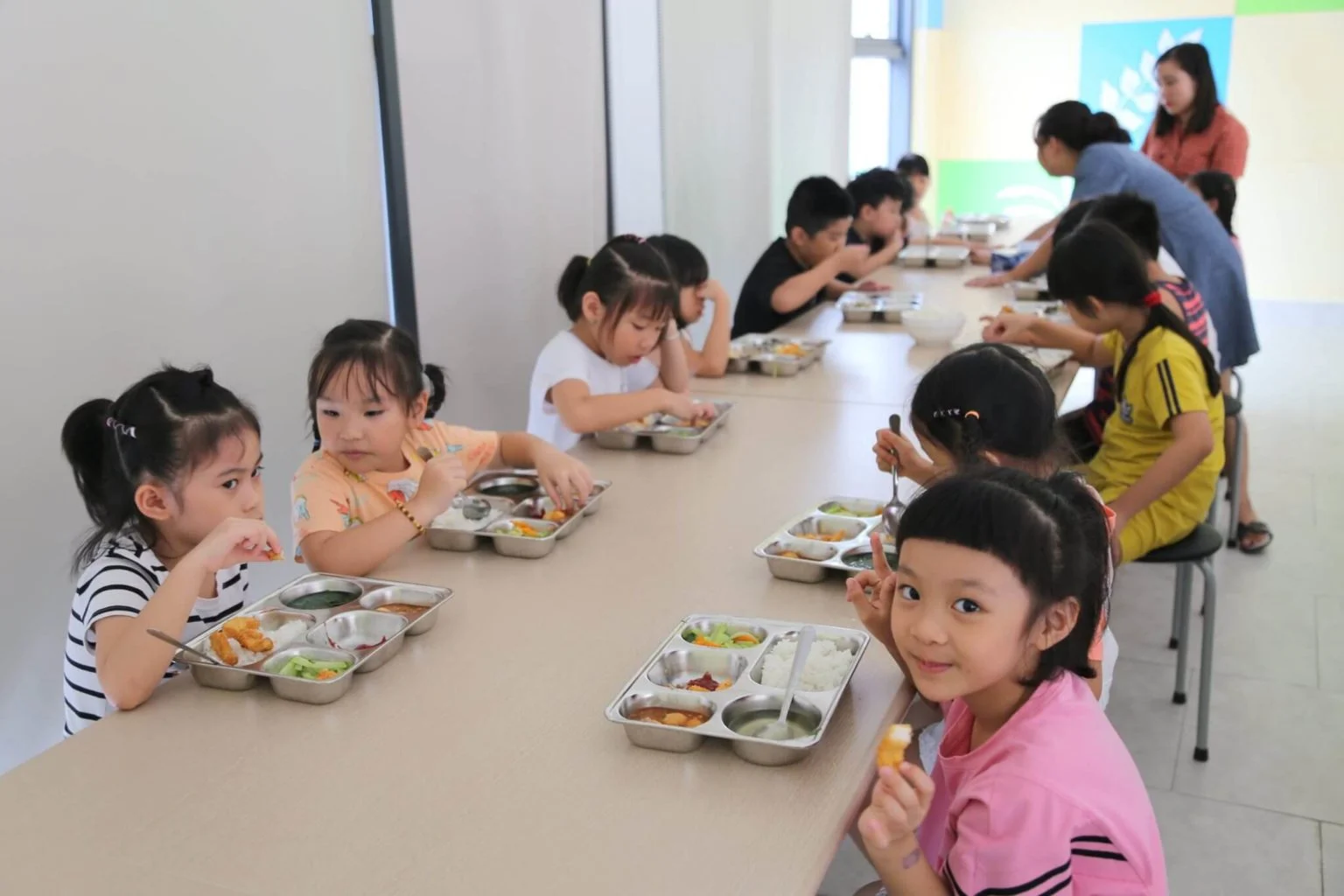 MỘT NGÀY CỦA CHÚNG TỚ TẠI VIETSCHOOL!