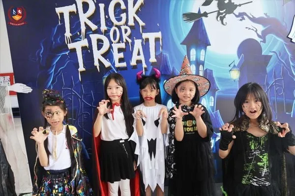 NHÌN LẠI NHỮNG KHOẢNH KHẮC ĐẸP TRONG LỄ HỘI HALLOWEEN TẠI VIETSCHOOL