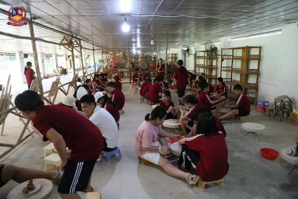 KHỐI 6,7 TẠI DETRANG FARM - ĐI ĐỂ HIỂU, TRẢI NGHIỆM ĐỂ TRƯỞNG THÀNH