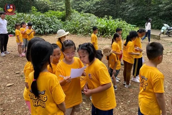 Thỏa sức tự do khám phá tại vườn Quốc gia Ba Vì cùng trại hè Vietschool Một số hoạt động các em được thực hành trong chuyến trải nghiệm