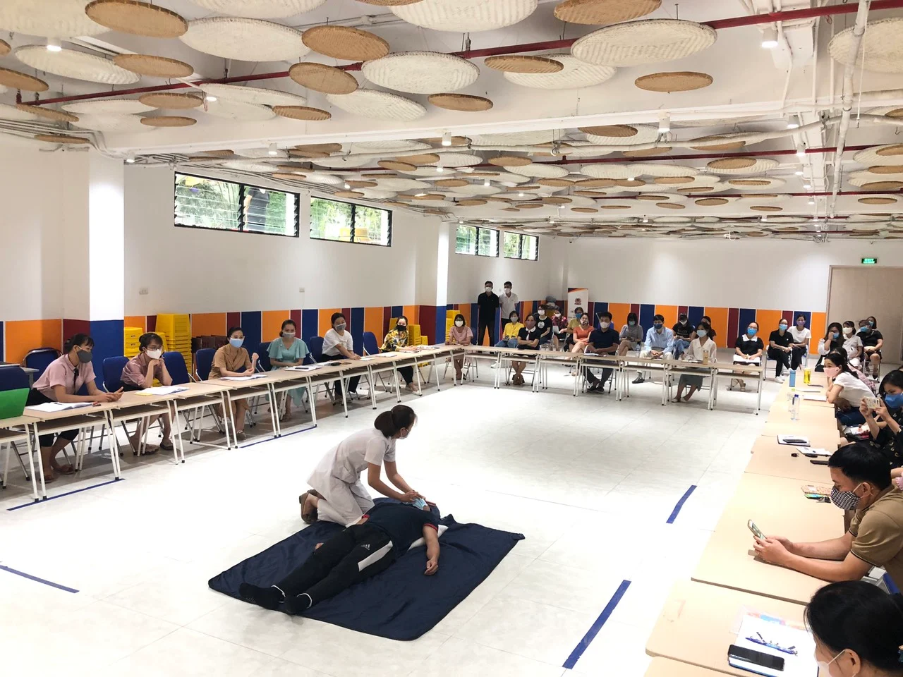 Trường Liên cấp TH-THCS Vietschool Pandora tập huấn phòng chống Covid-19