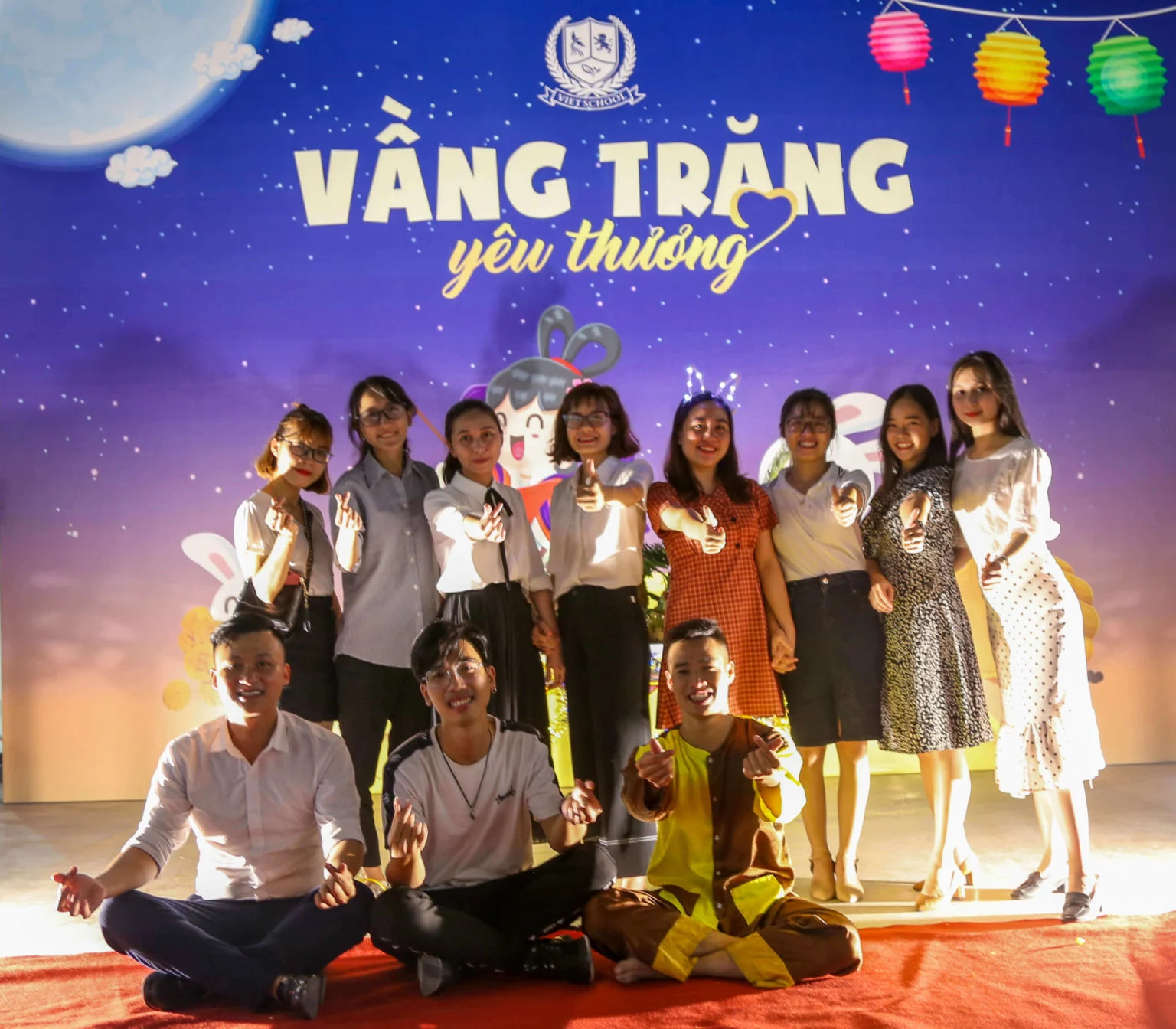 Đêm hội trăng rằm “Trung thu là tết, tết là đoàn viên” tại Vietschool