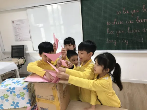 CÙNG VIETSCHOOLERS “GÓP NẮNG” CHO “ÁO ẤM VÙNG CAO”