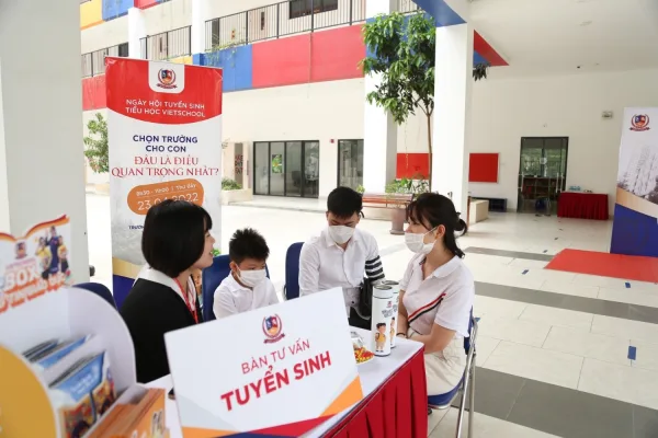 Chia sẻ kinh nghiệm chọn trường cho con vào lớp 1