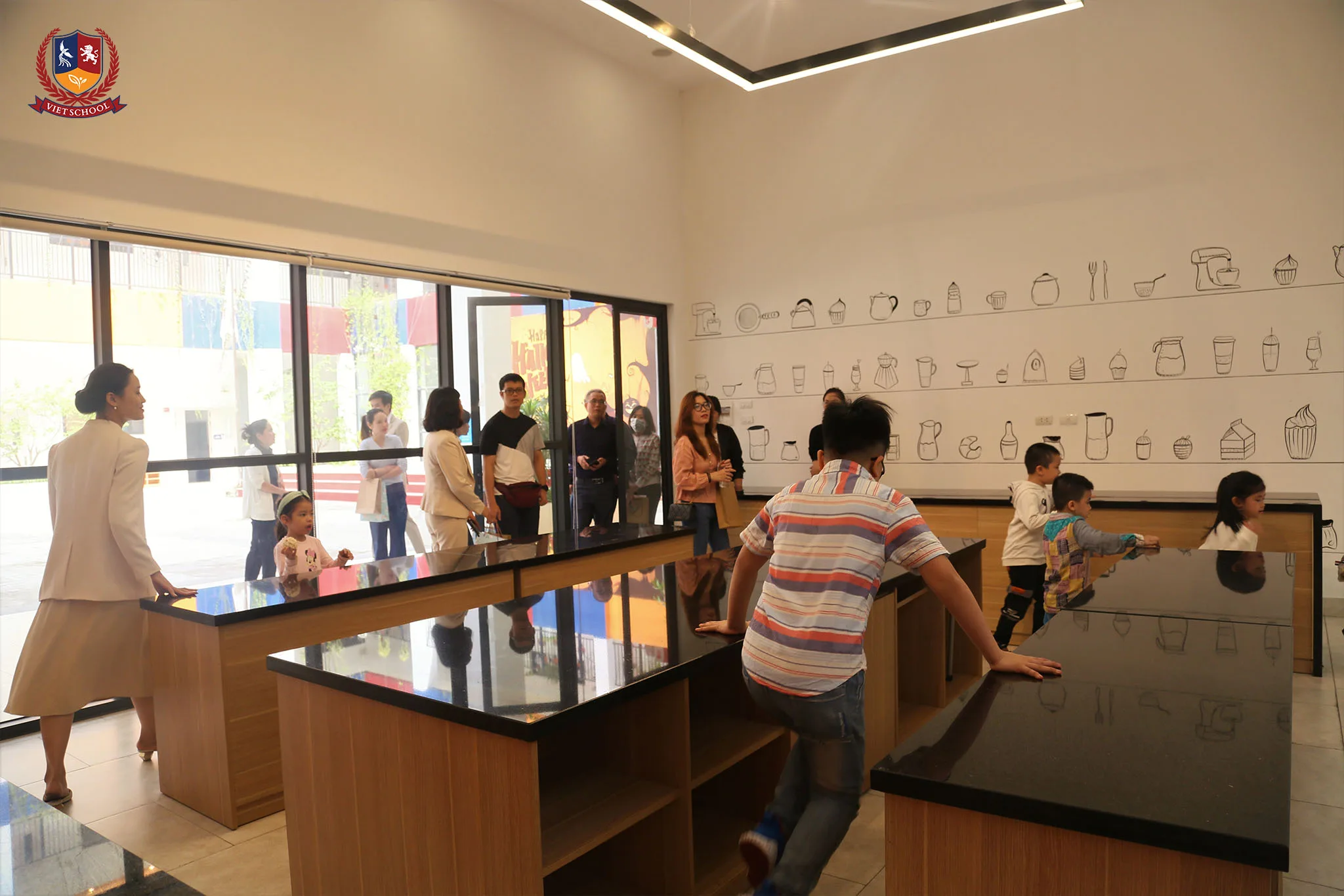 Cooking Studio -  Nơi các học sinh được trải nghiệm cảm giác tự tay nấu một món ăn mình thích