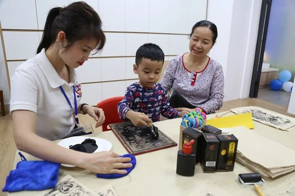 NHỮNG KHOẢNH KHẮC ĐÁNG NHỚ TRONG NGÀY HỘI GRAND OPENING MẦM NON VIETSCHOOL TRIỀU KHÚC