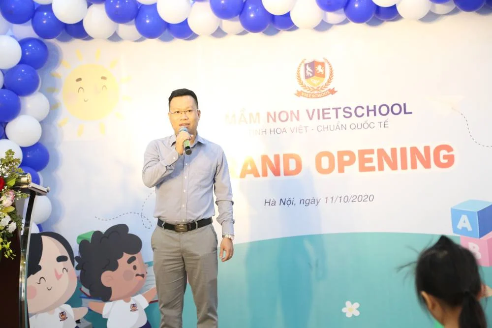 RỘN RÀNG KHAI TRƯƠNG MẦM NON VIETSCHOOL THANH BÌNH