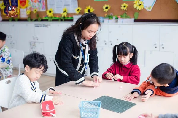 PHÁT TRIỂN NGÔN NGỮ - “CHÌA KHÓA” CHO TRẺ VỮNG VÀNG BƯỚC VÀO LỚP 1