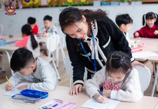 PHÁT TRIỂN NGÔN NGỮ - “CHÌA KHÓA” CHO TRẺ VỮNG VÀNG BƯỚC VÀO LỚP 1