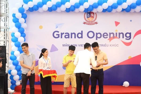 NHỮNG KHOẢNH KHẮC ĐÁNG NHỚ TRONG NGÀY HỘI GRAND OPENING MẦM NON VIETSCHOOL TRIỀU KHÚC