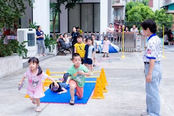 NGÀY HỘI KẾT NỐI 2024: TỎA SÁNG VÒNG TRÒN KẾT NỐI CHA MẸ - CON - TRƯỜNG HỌC