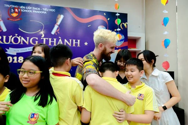 NHỮNG PHÚT GIÂY LẮNG ĐỌNG TẠI LỄ TRƯỞNG THÀNH - HỌC SINH KHỐI 5 (NIÊN KHÓA 2018-2023)