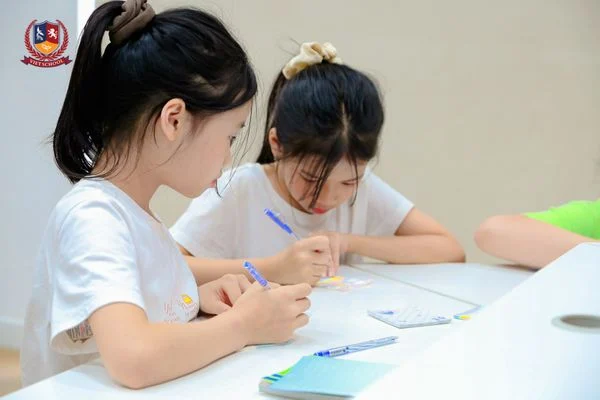XÚC ĐỘNG LÁ THƯ CẢM ƠN CỦA HỌC SINH KHỐI 5 ĐỌC TẠI LỄ TRƯỞNG THÀNH