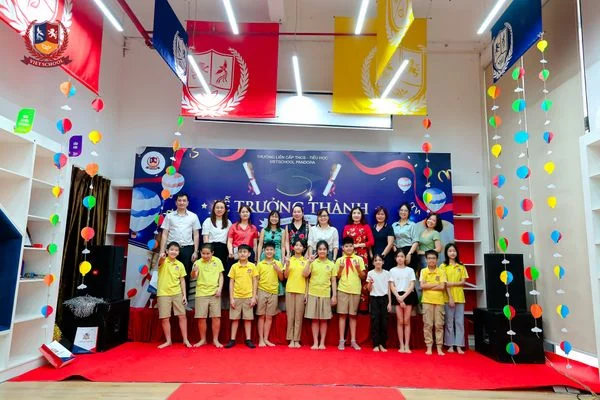 NHỮNG PHÚT GIÂY LẮNG ĐỌNG TẠI LỄ TRƯỞNG THÀNH - HỌC SINH KHỐI 5 (NIÊN KHÓA 2018-2023)