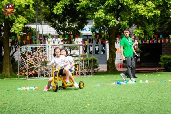 KHỐI 4 KHÁM PHÁ KHOA HỌC, RÈN KỸ NĂNG CHẾ TẠO VÀ TÌM HIỂU NGHỆ THUẬT DÂN GIAN TẠI STEAMLAND