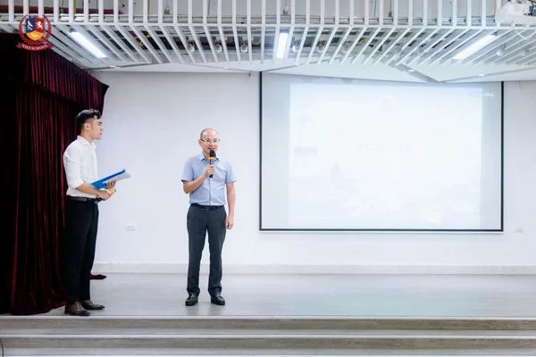 NĂM HỌC MỚI: KẾT NỐI ĐỂ VƯƠN XA - THE MORE WE CONNECT THE BETTER IT GETS!
