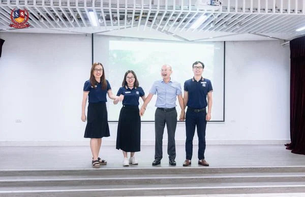 NĂM HỌC MỚI: KẾT NỐI ĐỂ VƯƠN XA - THE MORE WE CONNECT THE BETTER IT GETS!