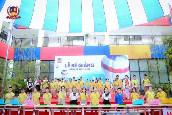TỔNG KẾT NĂM HỌC 2022 - 2023: NGẬP TRÀN CẢM XÚC YÊU THƯƠNG, TIN TƯỞNG, TỰ HÀO