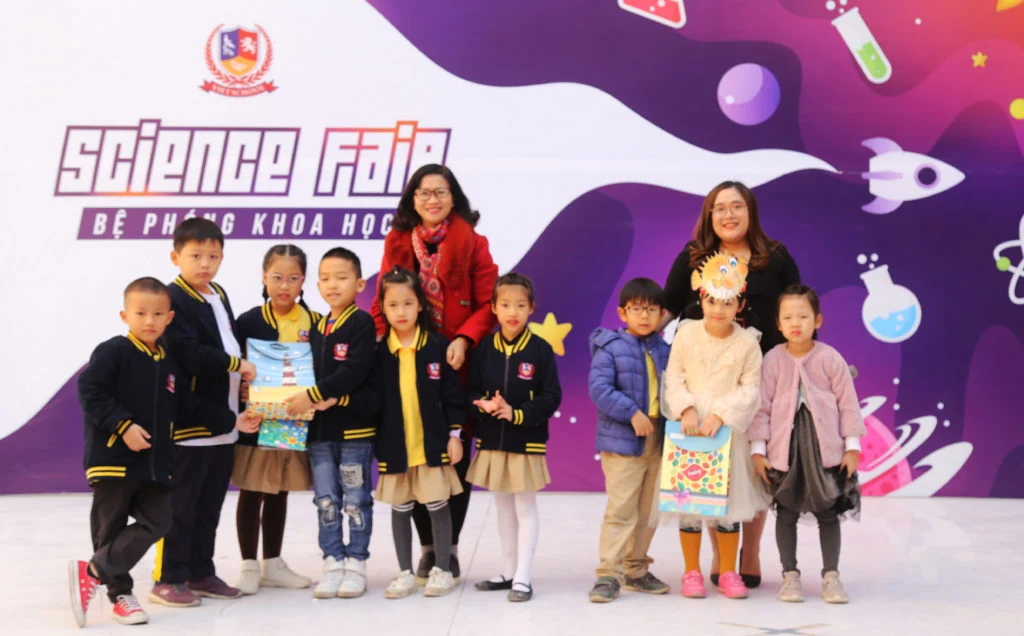 KHÁM PHÁ HÀNH TRÌNH TÌM KIẾM MẠCH NGUỒN KHOA HỌC