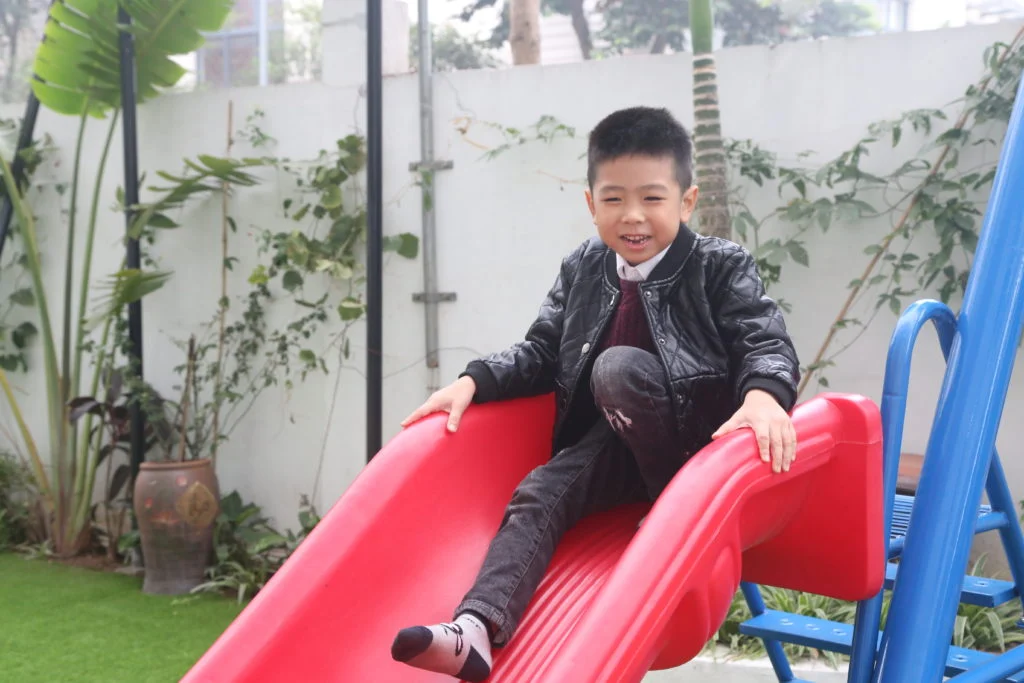KHAI GIẢNG KHÓA HỌC “HÀNH TRANG LỚP 1” – HÁO HỨC KHÁM PHÁ ĐIỀU MỚI LẠ CỦA TRƯỜNG TIỂU HỌC