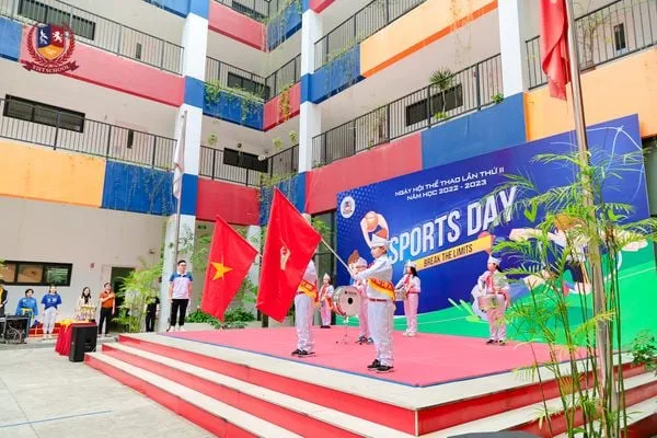KHAI MẠC NGÀY HỘI THỂ THAO - SPORTS DAY TOÀN TRƯỜNG LẦN THỨ II: RỢP TRỜI SẮC XANH HÀO HÙNG