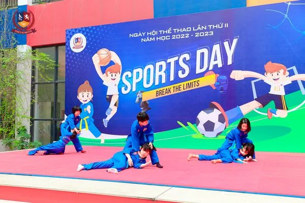 KHAI MẠC NGÀY HỘI THỂ THAO - SPORTS DAY TOÀN TRƯỜNG LẦN THỨ II: RỢP TRỜI SẮC XANH HÀO HÙNG