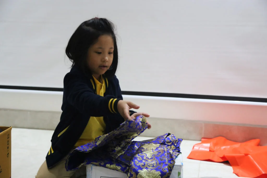CÙNG VIETSCHOOLERS “GÓP NẮNG” CHO “ÁO ẤM VÙNG CAO”