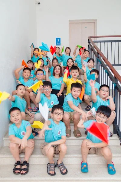 [KEEP THE MEMORIES] THÁNG NĂM RỰC RỠ