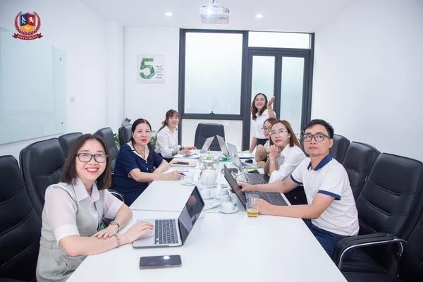 VIETSCHOOL LIÊN TỤC ĐỔI MỚI, SÁNG TẠO, NÂNG CAO CHẤT LƯỢNG GIÁO DỤC CHUẨN BỊ CHO NĂM HỌC 2023-2024