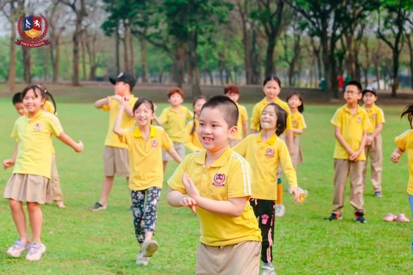 SMART TEAM KHỐI 3 - VẬN ĐỘNG THÔNG MINH KẾT TÌNH ĐỘI NHÓM