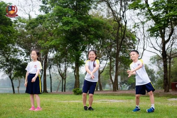 KHỐI 3 VẬN ĐỘNG THÔNG MINH - KẾT TÌNH ĐỘI NHÓM TẠI CÔNG VIÊN YÊN SỞ