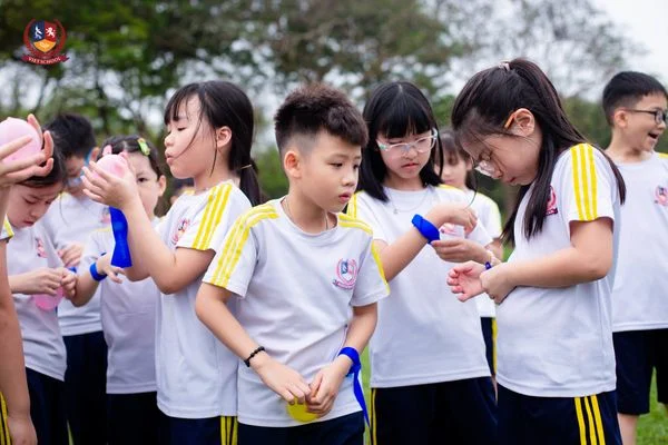 KHỐI 3 VẬN ĐỘNG THÔNG MINH - KẾT TÌNH ĐỘI NHÓM TẠI CÔNG VIÊN YÊN SỞ