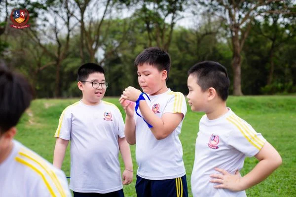 KHỐI 3 VẬN ĐỘNG THÔNG MINH - KẾT TÌNH ĐỘI NHÓM TẠI CÔNG VIÊN YÊN SỞ