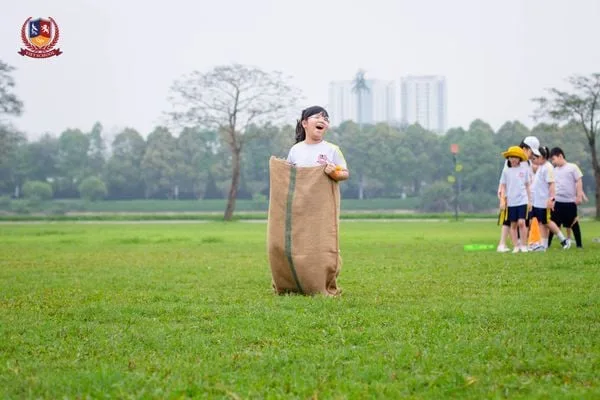 KHỐI 3 VẬN ĐỘNG THÔNG MINH - KẾT TÌNH ĐỘI NHÓM TẠI CÔNG VIÊN YÊN SỞ