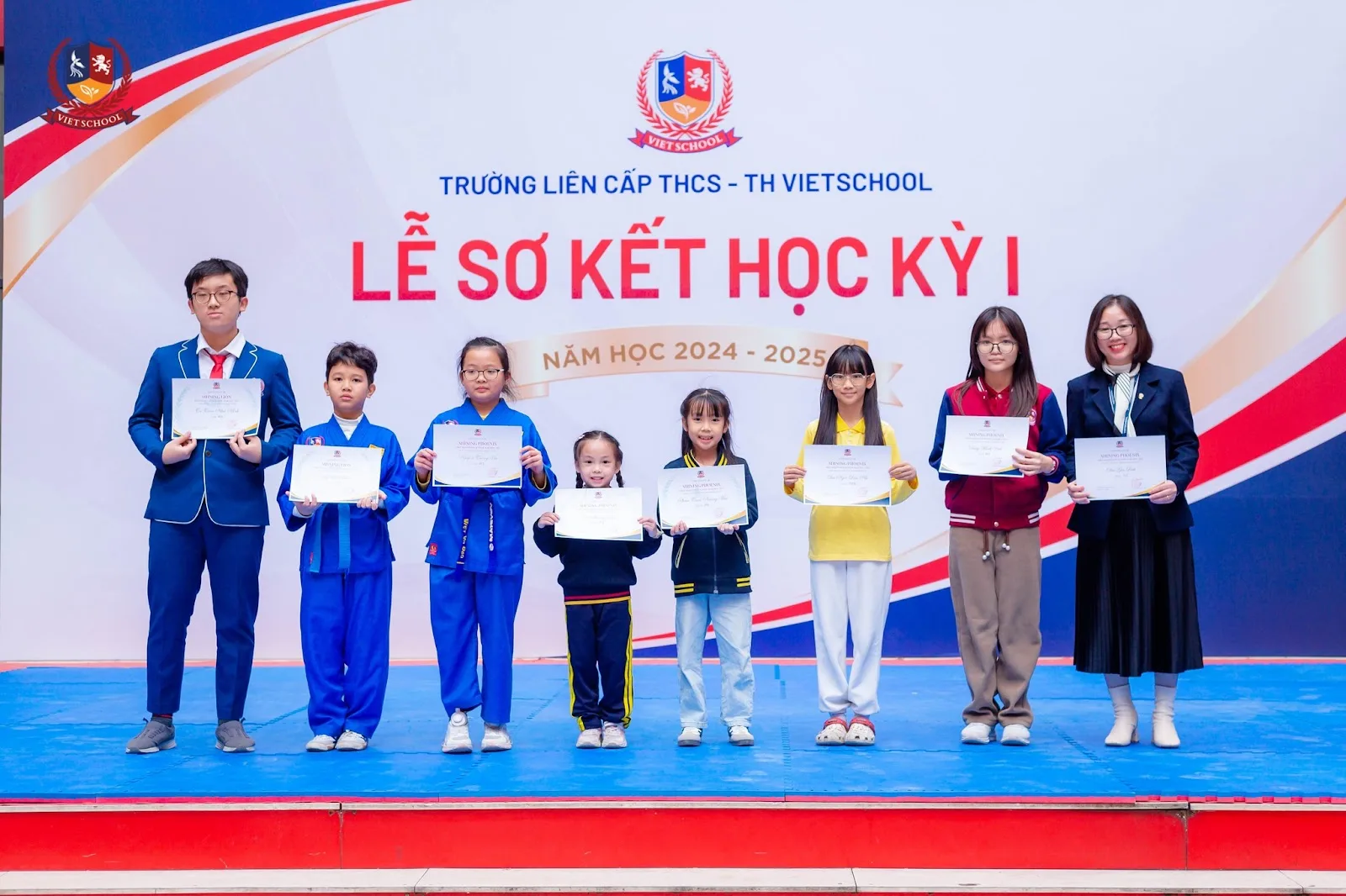 SƠ KẾT HỌC KỲ I NĂM HỌC 2024-2025: HÀNH TRÌNH NỖ LỰC VÀ TRÀN ĐẦY CẢM HỨNG