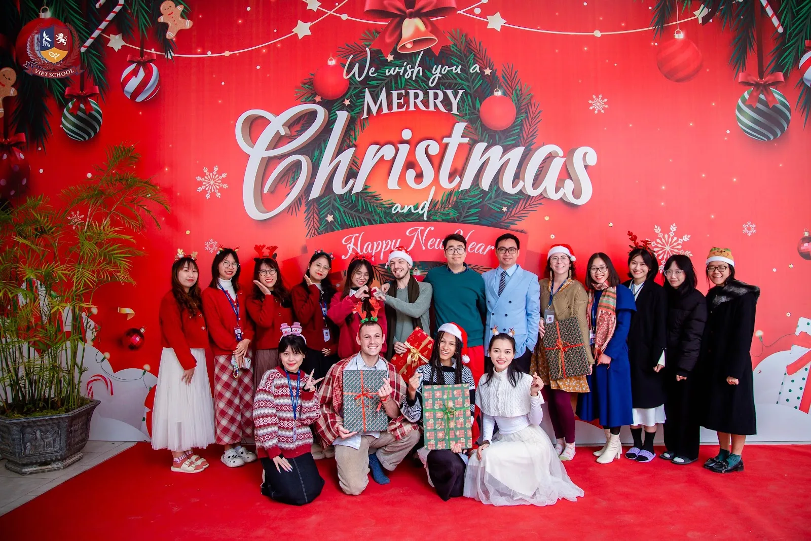CHUYẾN TÀU THANH XUÂN VIETSCHOOL: HÀNH TRÌNH 5 NĂM RỰC RỠ