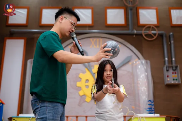 KHỐI 3 THỎA SỨC SÁNG TẠO TẠI CREATIVE GARA
