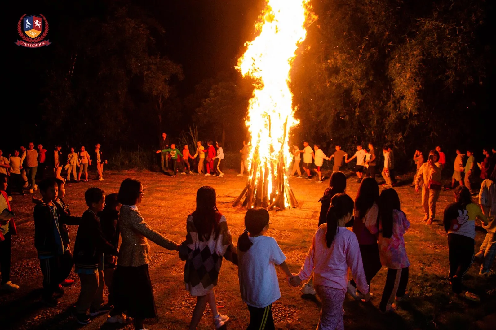 CHUYẾN TÀU THANH XUÂN VIETSCHOOL: HÀNH TRÌNH 5 NĂM RỰC RỠ
