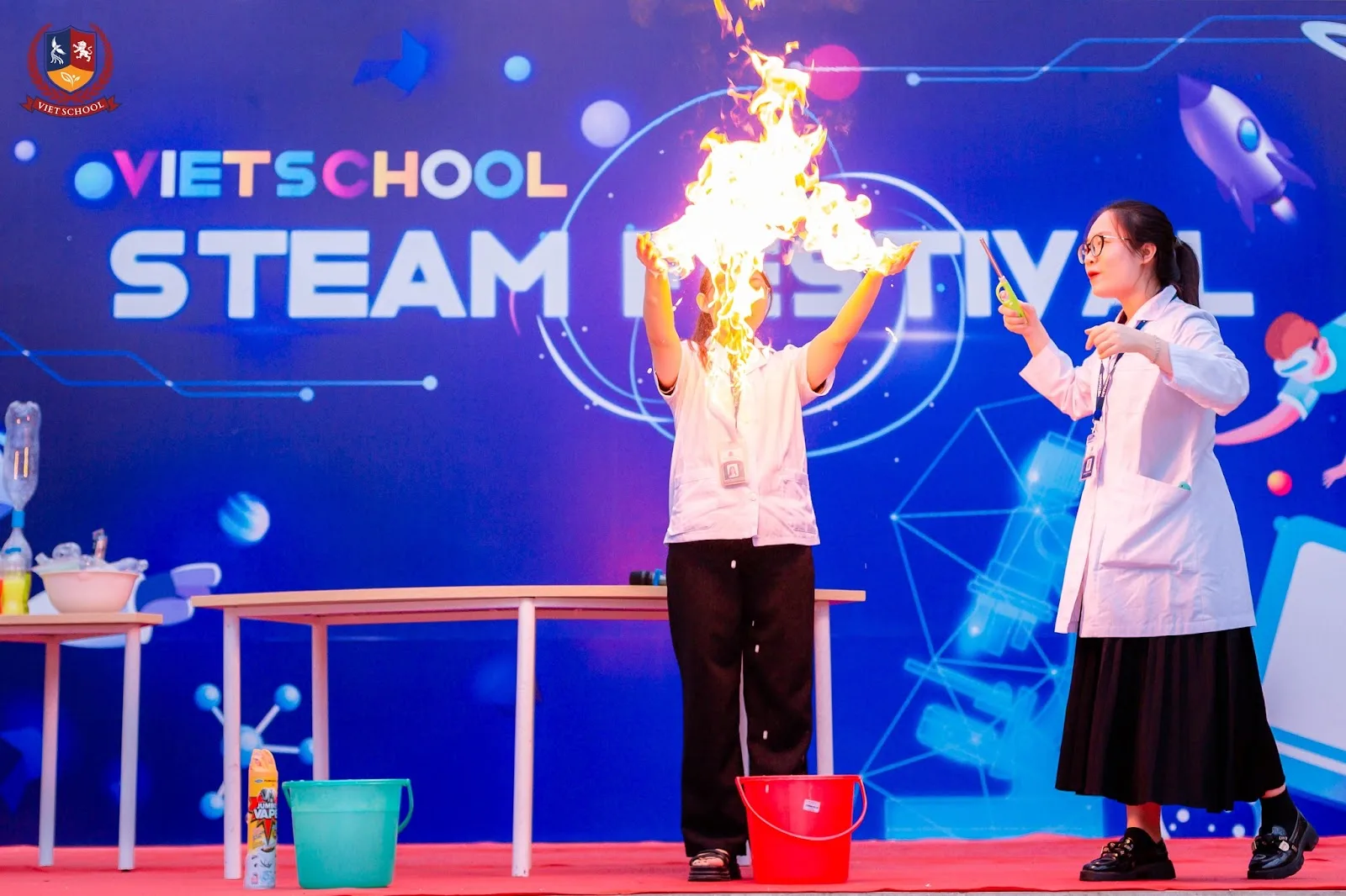 CHUNG KẾT VIETSCHOOL STEAM FESTIVAL 2024: NHỮNG TÀI NĂNG KHOA HỌC - CÔNG NGHỆ TỎA SÁNG
