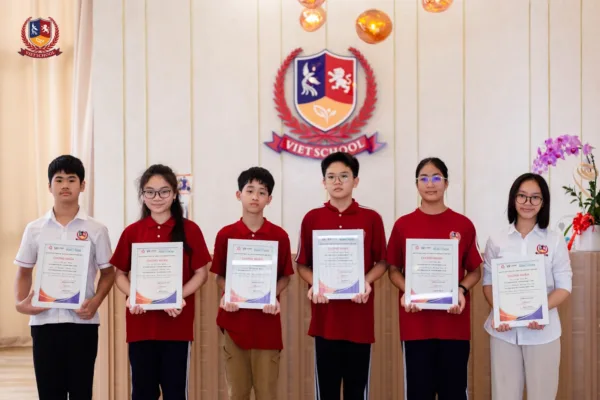 VIETSCHOOL GIÀNH 6 GIẢI THƯỞNG TẠI VÒNG CHUNG KẾT QUỐC GIA CUỘC THI SÁNG TẠO ROBOTICS 2024