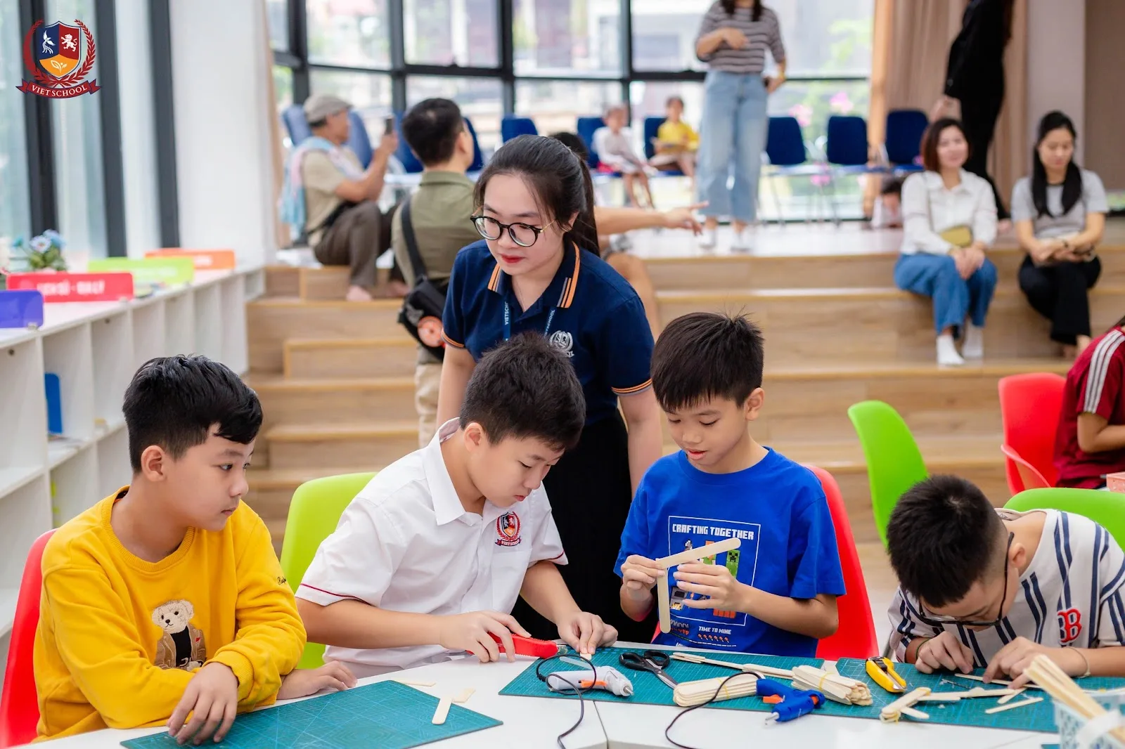 CHUNG KẾT VIETSCHOOL STEAM FESTIVAL 2024: NHỮNG TÀI NĂNG KHOA HỌC - CÔNG NGHỆ TỎA SÁNG