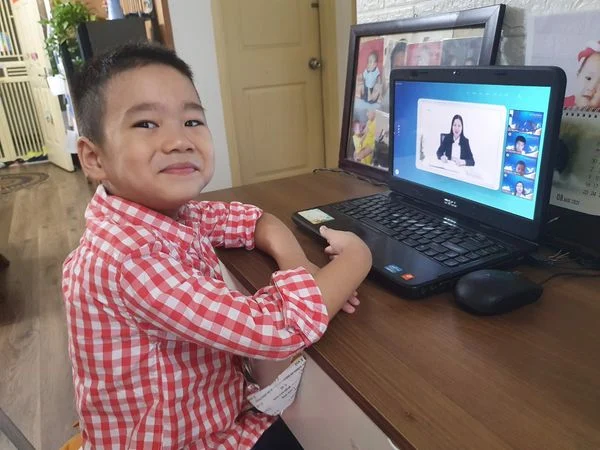 TIẾNG TRỐNG TRƯỜNG VANG LÊN, ĐÁNH DẤU NĂM HỌC MỚI BẮT ĐẦU