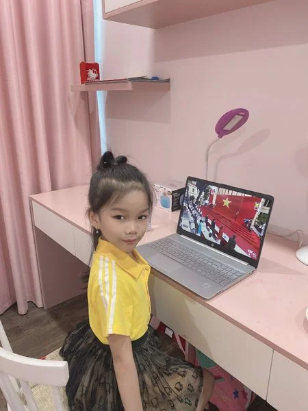 TIẾNG TRỐNG TRƯỜNG VANG LÊN, ĐÁNH DẤU NĂM HỌC MỚI BẮT ĐẦU