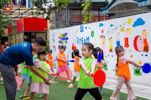 TIẾP CẬN GIÁO DỤC THỂ CHẤT CHUẨN QUỐC TẾ QUA PHƯƠNG PHÁP ĐÀO TẠO CỦA LEARNING HORIZON