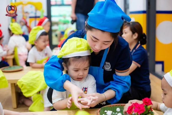 VĂN HÓA VIỆT - “MÃ ĐỊNH DANH” CHO CÁC “BÚP MĂNG NON” VIETSCHOOL BƯỚC RA THẾ GIỚI