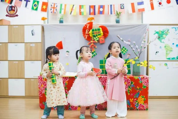 VĂN HÓA VIỆT - “MÃ ĐỊNH DANH” CHO CÁC “BÚP MĂNG NON” VIETSCHOOL BƯỚC RA THẾ GIỚI