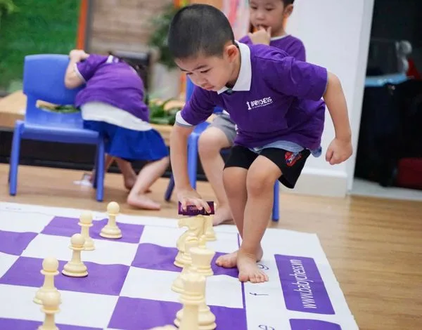 TỔNG KẾT CLB CỜ VUA BABYCHESS KHOÁ 1: NHỮNG MÀN SO TÀI GAY CẤN CỦA CÁC “KỲ THỦ NHÍ"
