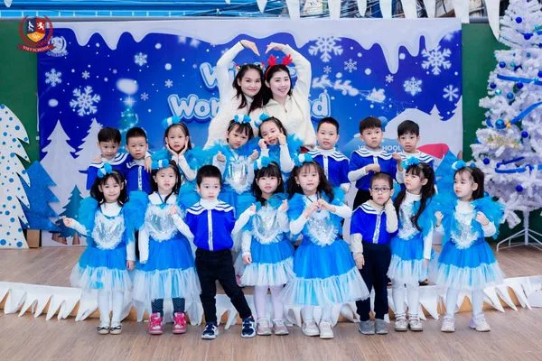 MERRY CHRISTMAS: GIÁNG SINH DIỆU KỲ, YÊU THƯƠNG LAN TỎA