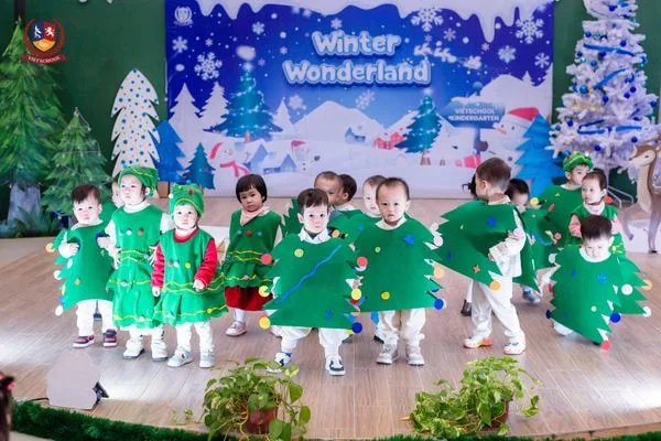 MERRY CHRISTMAS: GIÁNG SINH DIỆU KỲ, YÊU THƯƠNG LAN TỎA