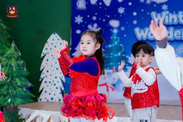 MERRY CHRISTMAS: GIÁNG SINH DIỆU KỲ, YÊU THƯƠNG LAN TỎA